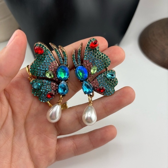 Anthropologie Jewelry - Colorful Butterfly Crystal Earring with Pearl Drop ✨